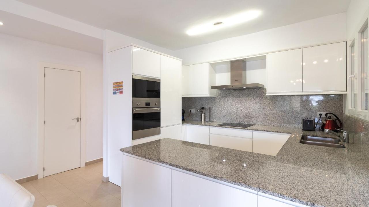 Modern 2 Bedroom Apartment 100 M From The Beach Jávea Exterior foto